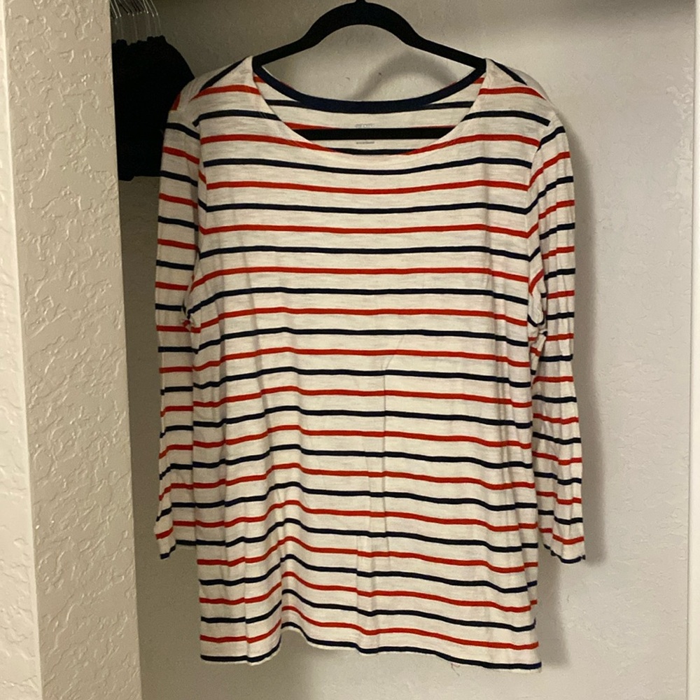 Old Navy Boat Neck T-shirt